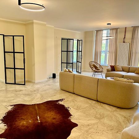 Sanierte 5 Zimmer Luxus Standard Apartment Auf 350Qm 함브루크 외부 사진