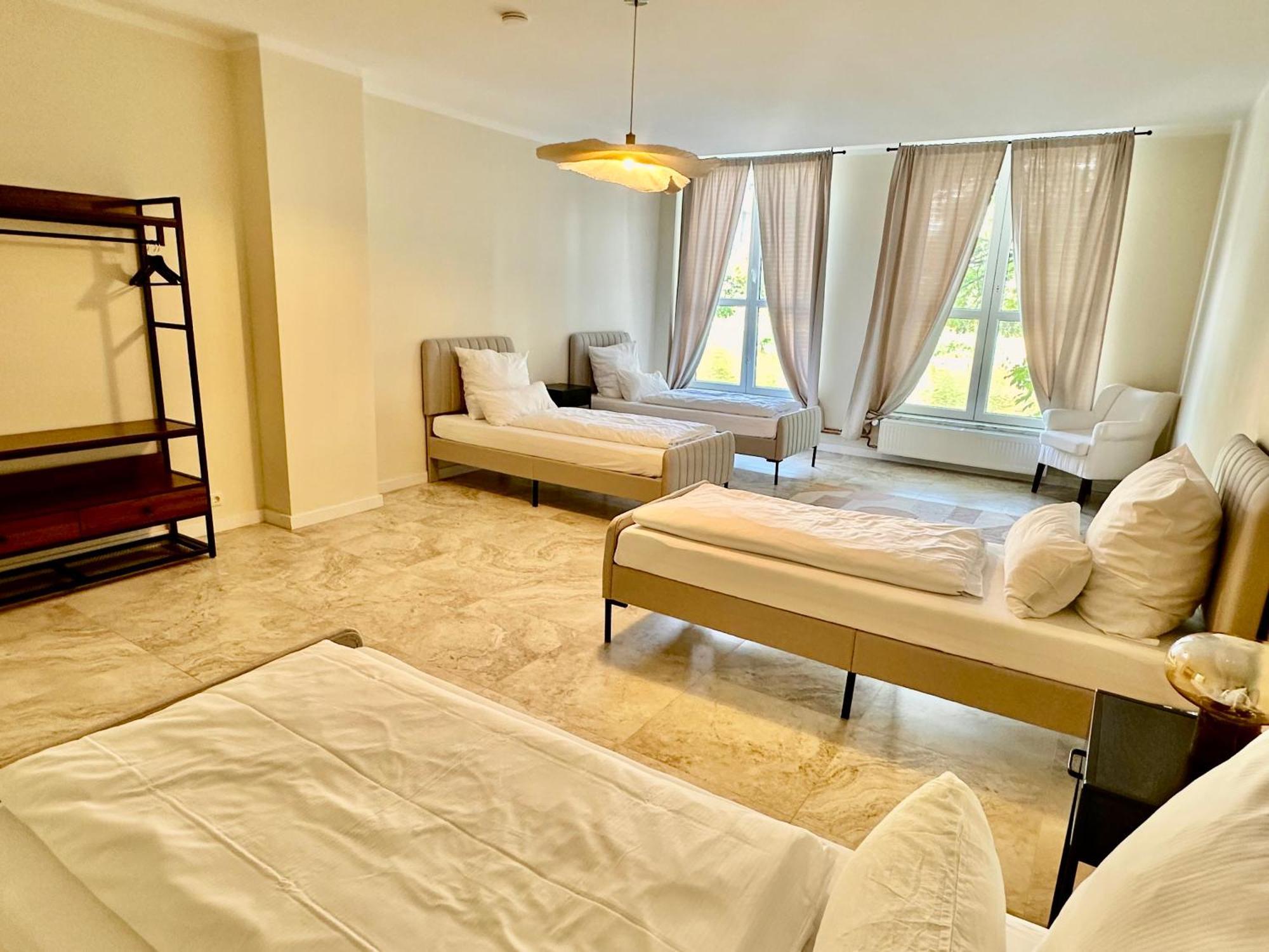 Sanierte 5 Zimmer Luxus Standard Apartment Auf 350Qm 함브루크 외부 사진